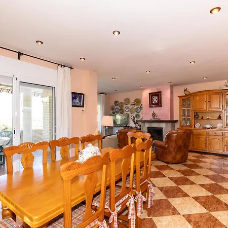 Goleta Villa